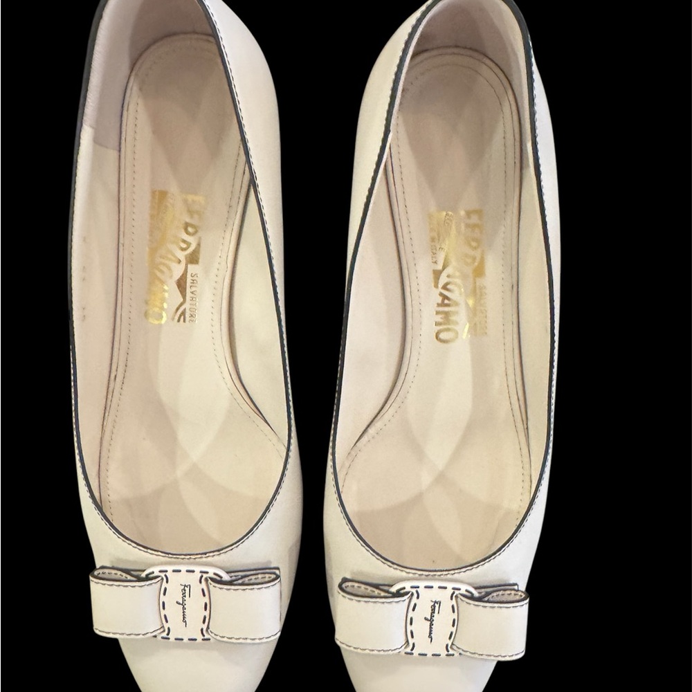 Salvatore Ferragamo Cream Flats with Bow Detail like new. Worn maybe twice.